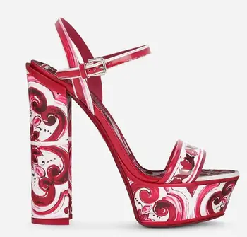 Moraima Snc Красные Босоножки на высоком каблуке с цветочным принтом Летние модельные туфли на платформе и массивном каблуке 14 см с ремешком на щиколотке