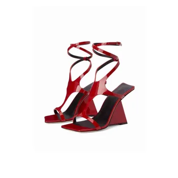 Новинка 2023 года; Летние босоножки на высоком каблуке с квадратным носком и квадратным каблуком; цвет Черный, красный; Модная женская обувь на шнуровке;